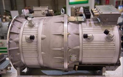 山西通用航空職業(yè)技術(shù)學(xué)院 培育航空維修新星，開啟藍(lán)色夢想新征程